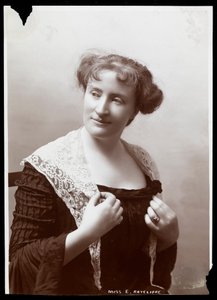 Cecilia Radcliffe (Mrs. Gilmore) (sølv gelatintrykk)